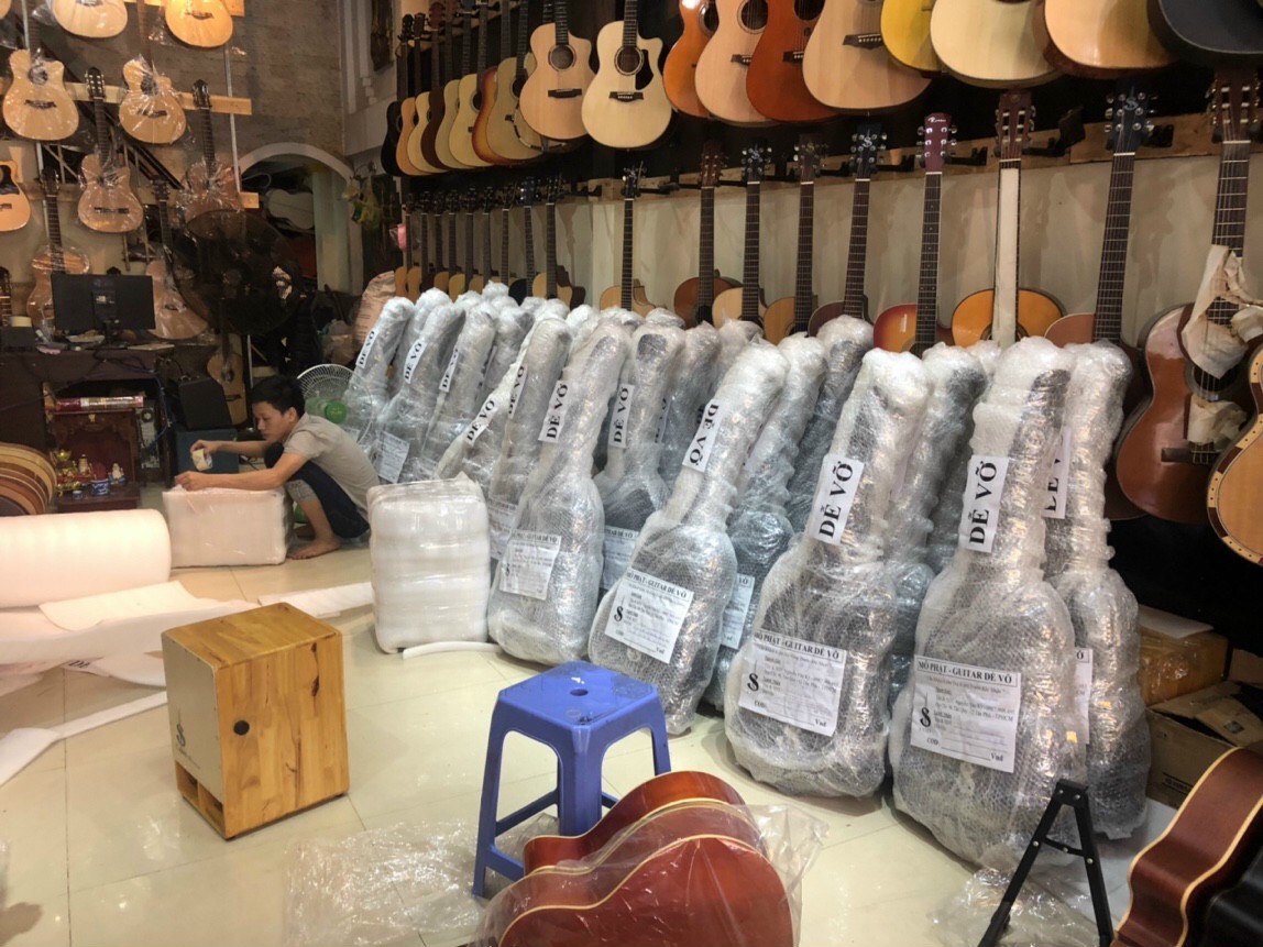 Của hàng guitar giá rẻ - guitar s việt